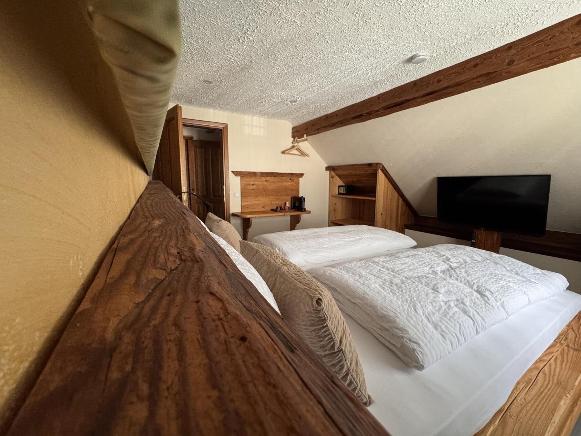 Black Forest Hotel Todtnau Rum bild
