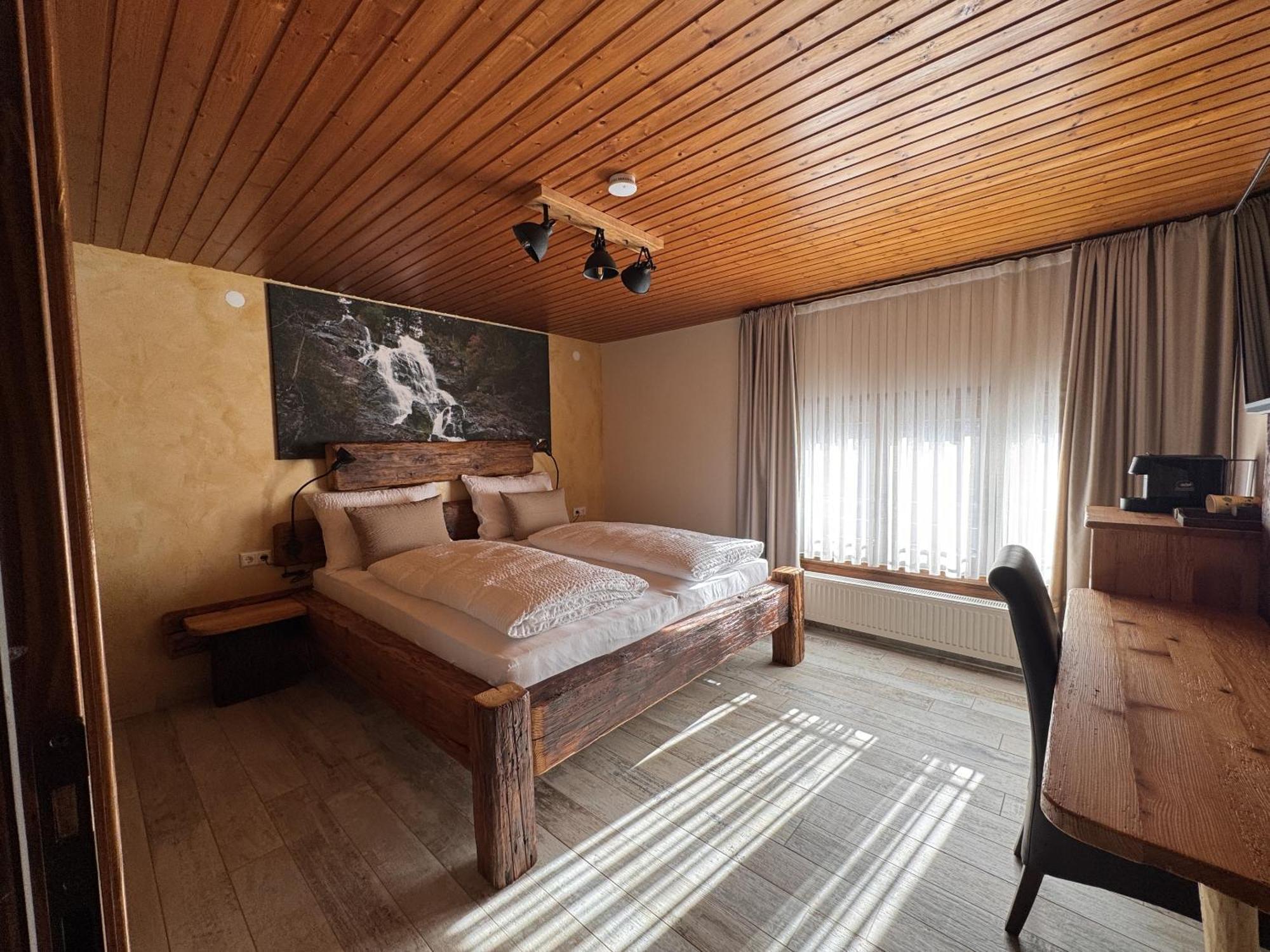 Black Forest Hotel Todtnau Rum bild