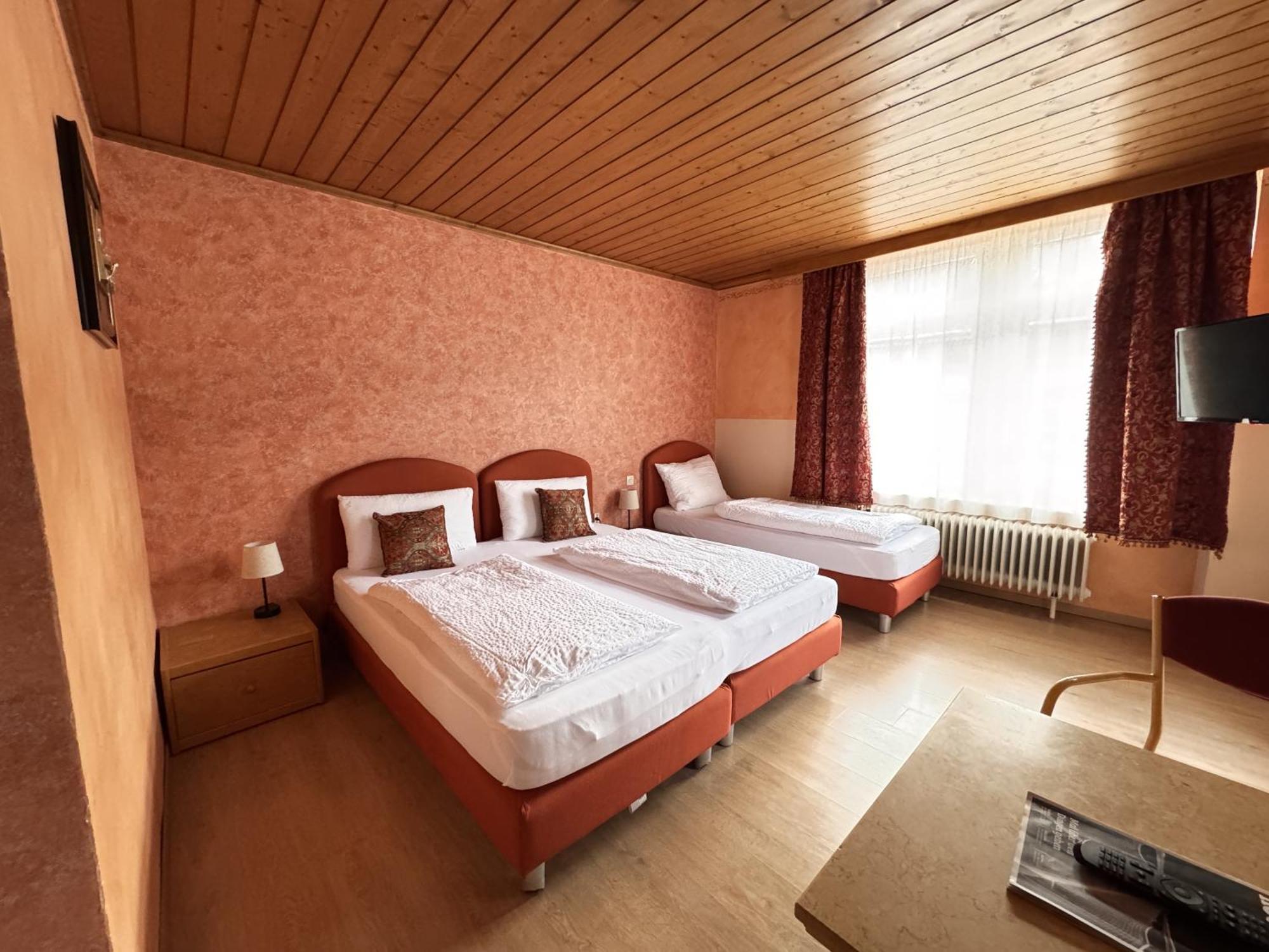 Black Forest Hotel Todtnau Rum bild