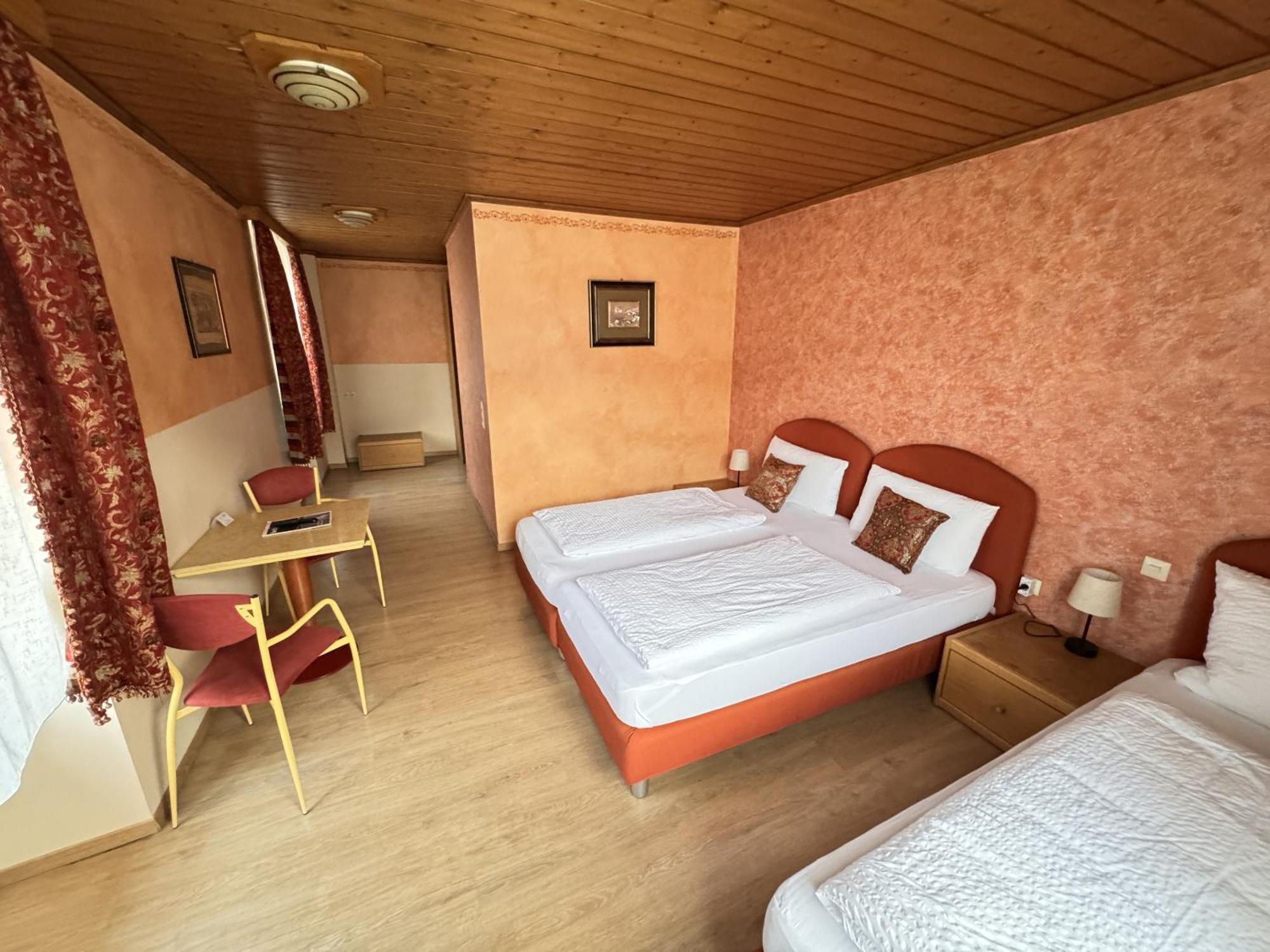 Black Forest Hotel Todtnau Rum bild